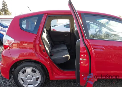 2013 Honda Fit from USA, damaged, VIN JHMGE8H33DC080295